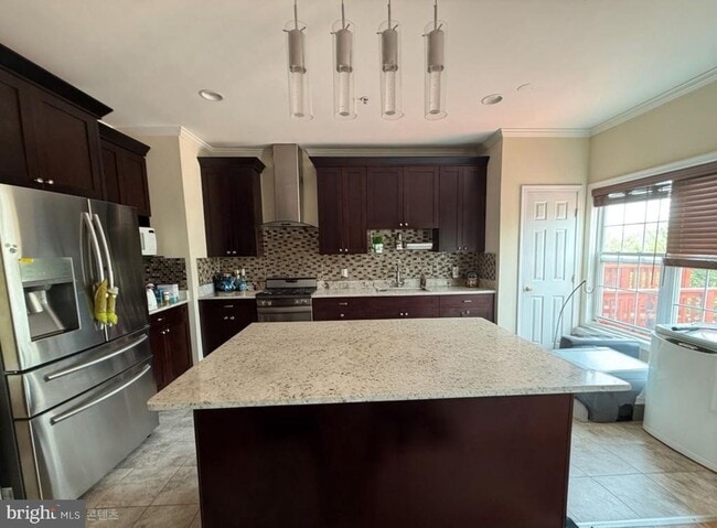 Photo - 3381 Sonia Trail