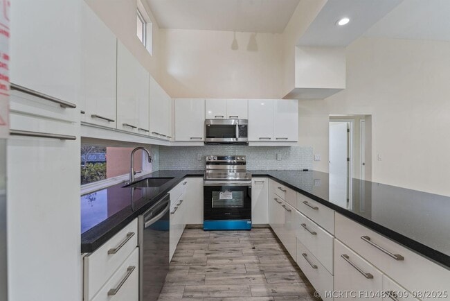 Photo - 4620 NE 18th Ave