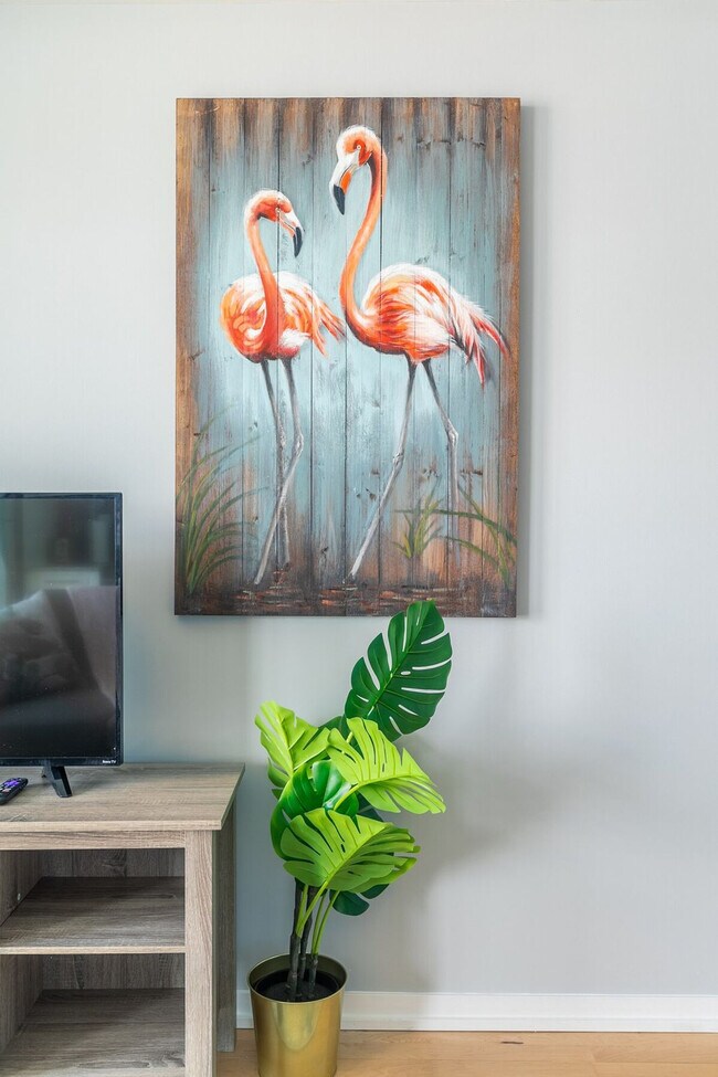 Photo - 55 Bremner Blvd Unit SI ID1345943P