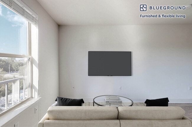 Photo - 820 Concorde Cir Unidad FL2-ID1779A