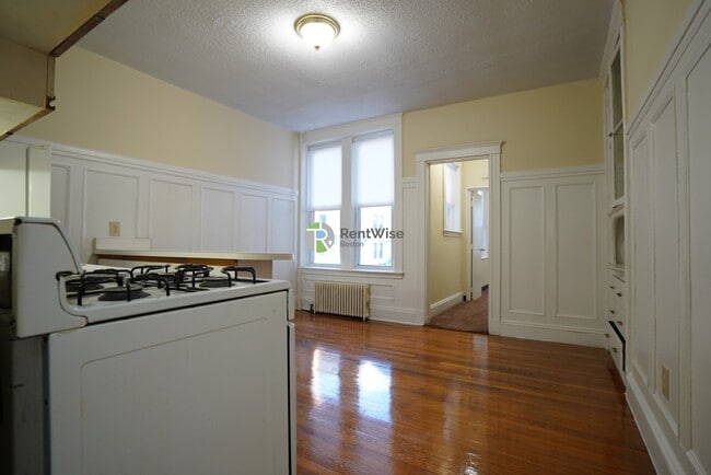 Photo - 1124 Commonwealth Ave Unit 2A