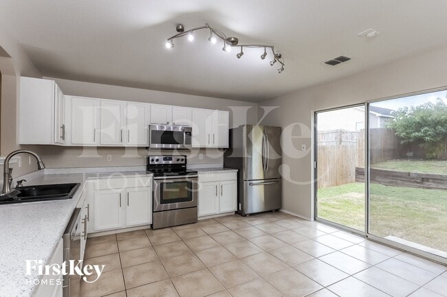 Photo - 111 Quince Flower