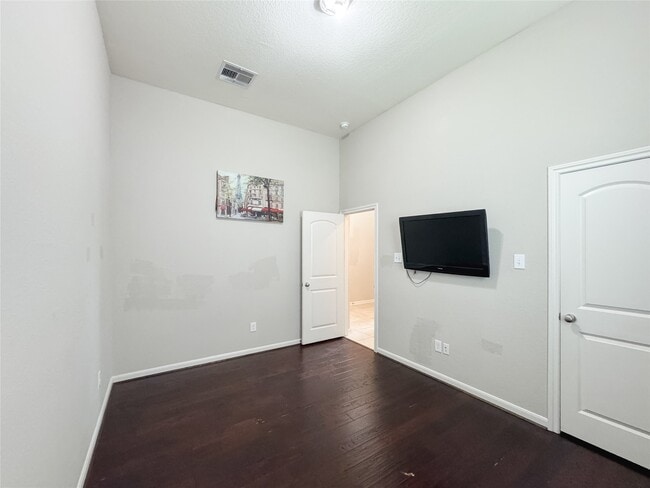 Photo - 4714 Western Brook Dr