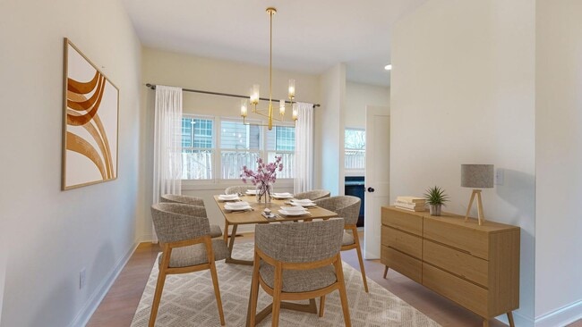 Photo - 1321 Oak St SW