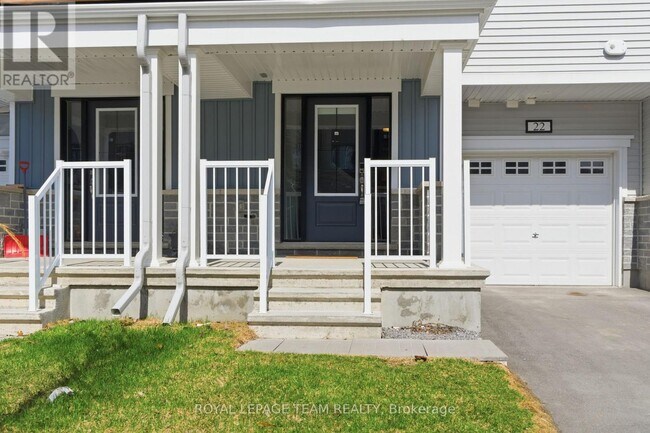 Photo - 22 Stitch Mews