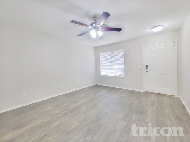 Photo - 13962 N 132nd Ln