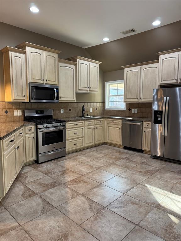 Photo - 165 River Stone Way