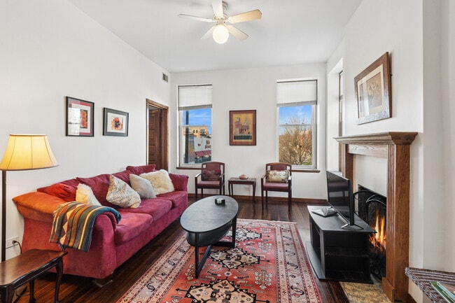 Photo - 4057 N Damen Ave Unit 2