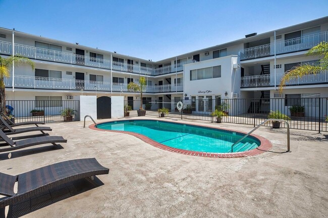 Building Photo - Terraces at Toscana