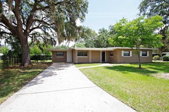 Building Photo - 717 Baywood Dr