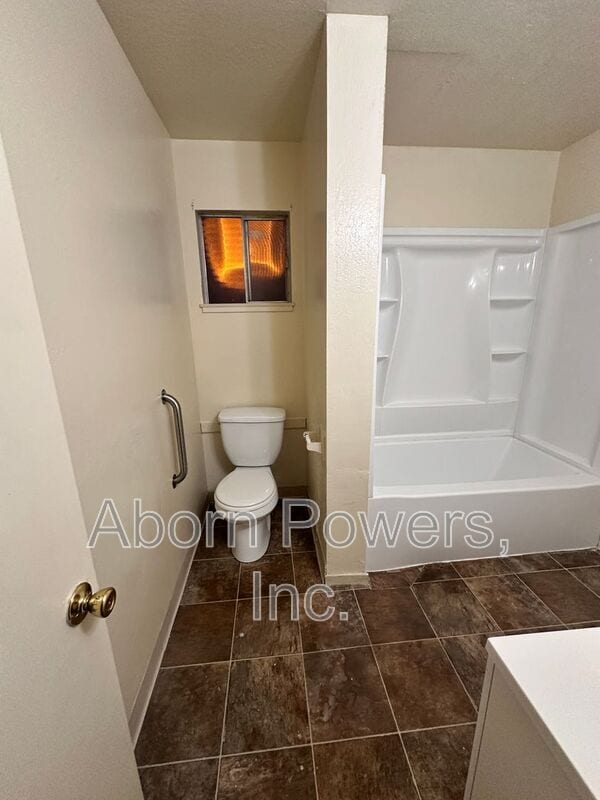 Photo - 1235 Williams Way