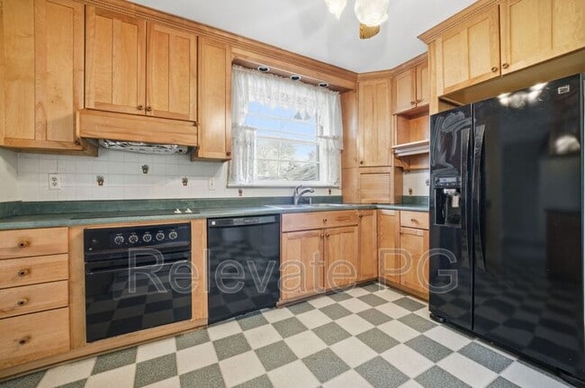 Photo - 9002 Michaux Ln