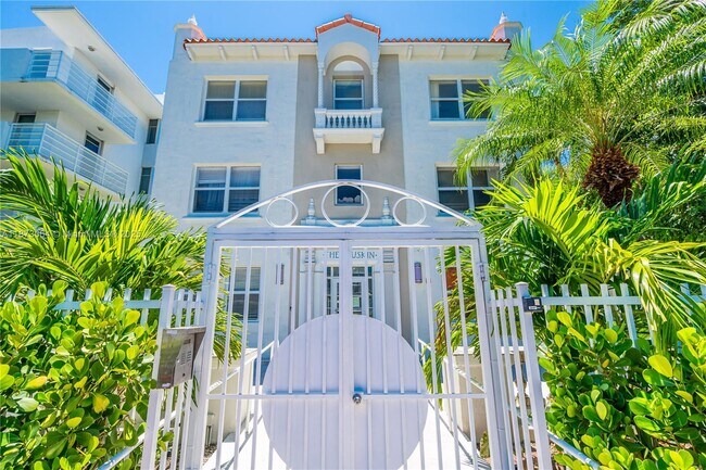 Photo - 1542 Drexel Ave Unit 306