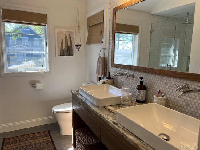 Photo - 170 N Franklin St