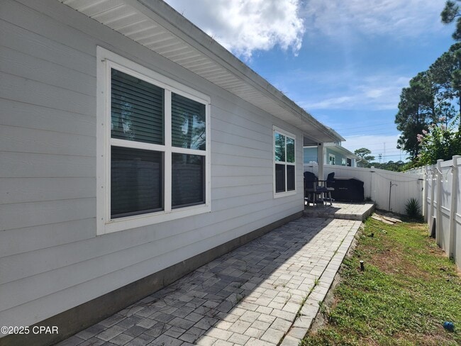 Photo - 104 Moonraker Cir