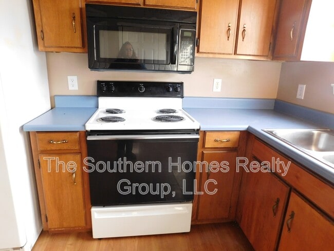 Photo - 204 Arrants Rd