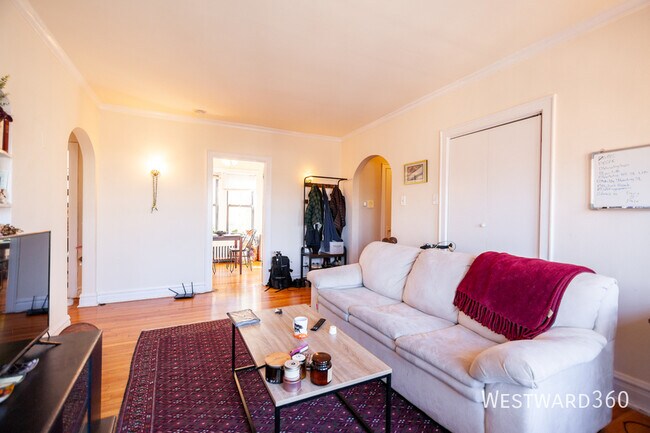 Photo - 1618 W Farwell Ave Unit 3A