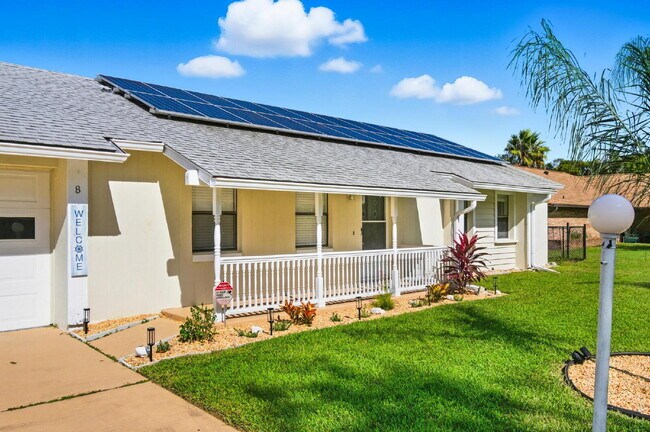 Photo - "Charming 3-Bedroom Oasis with 2 Baths on ...