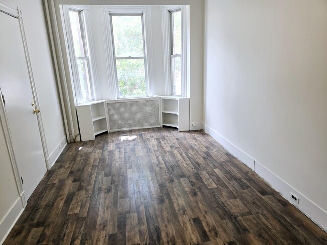 Photo - 214.5 Bowers St Unit 1