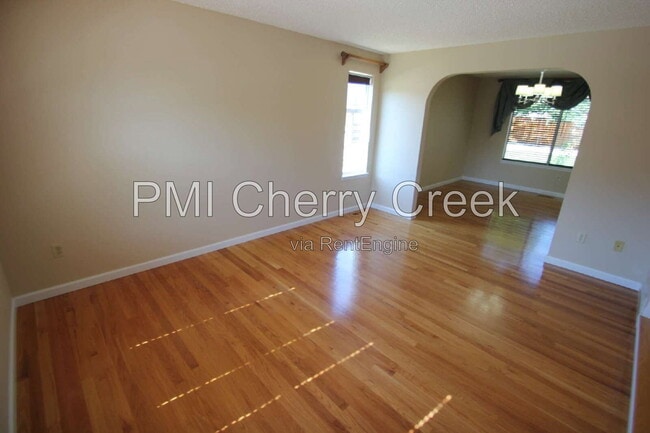 Photo - 9800 Foxhill Cir