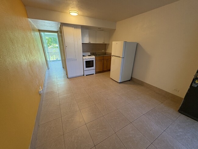 Photo - 2126 Lau‘ula St