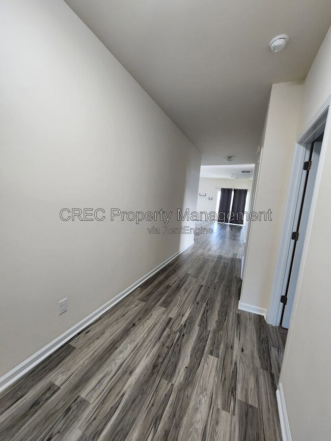 Photo - 260 Hyrne Dr