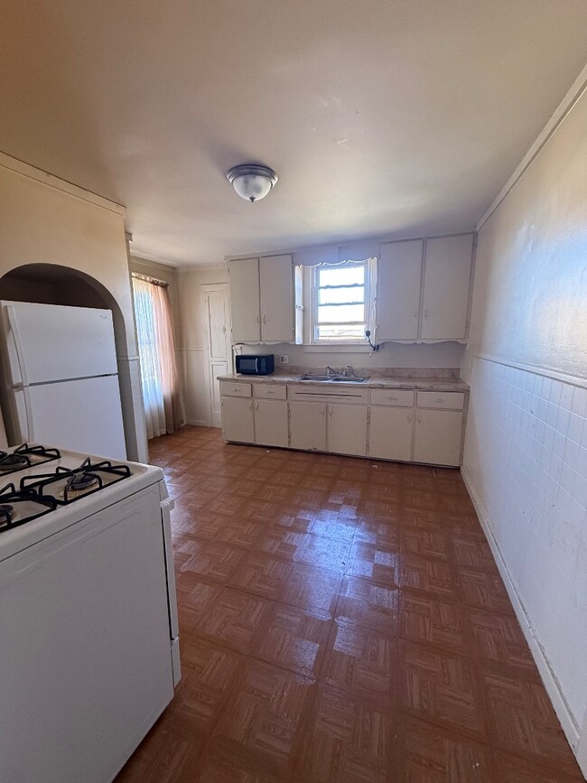 Photo - 1008 Park Ave