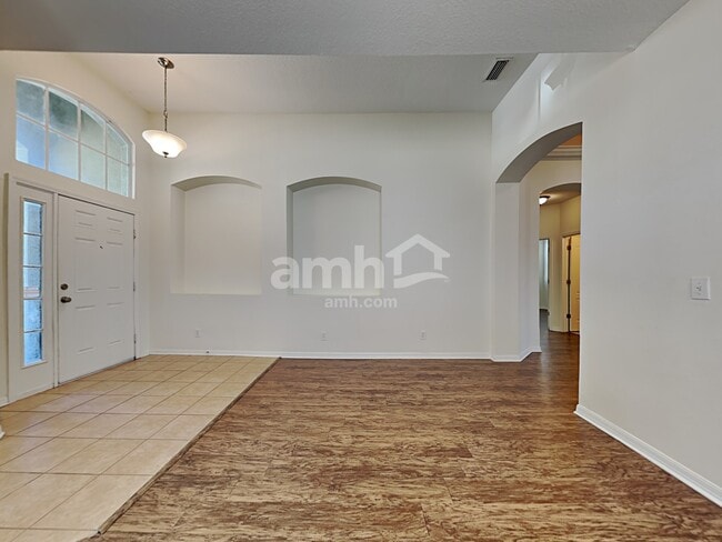 8638 Sandy Plains Dr