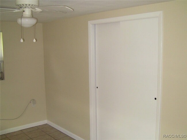 Building Photo - 2 Esskay St Rental