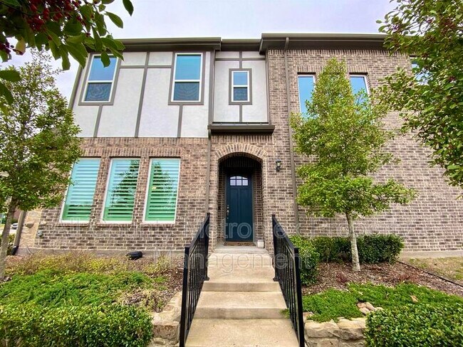 Photo - 6004 Silverado Trl Townhome