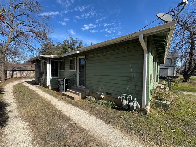 Photo - 210 W Willingham St