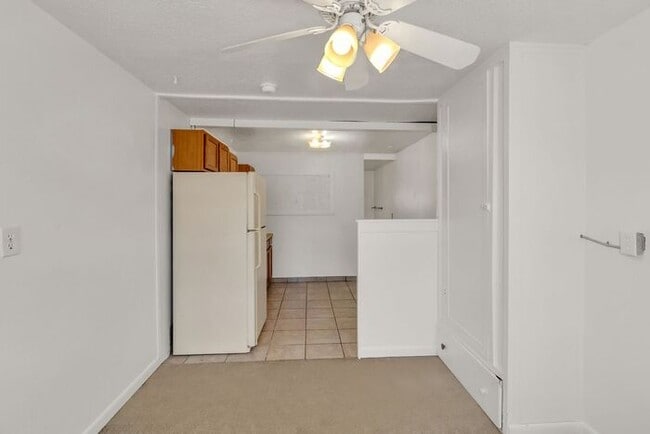 Bright Downtown Studio Apartment