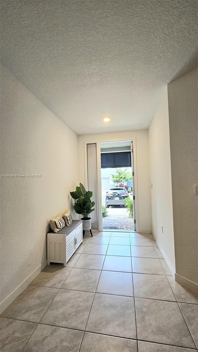 Photo - 364 NW 8th Ct