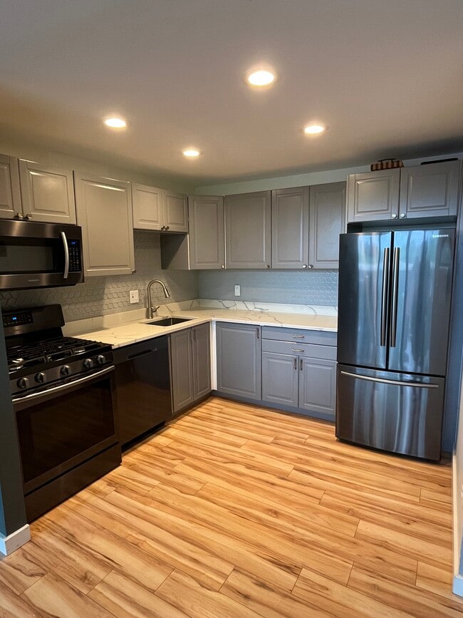 Photo - 1510-1512 12th St N Condo Unit 205