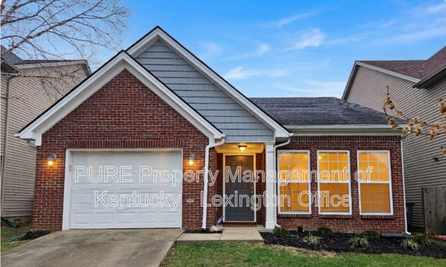 Building Photo - 688 Estrella Dr