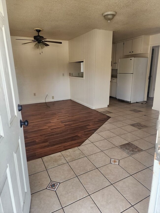 Photo - Main71 Unit #2 (Top)