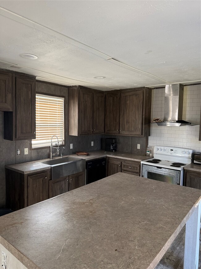 Photo - 239 Road 5027 Rd
