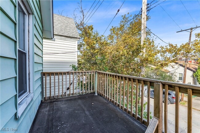 Photo - 3118 W 30th St Unidad 2/UP