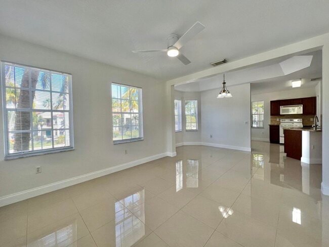 Photo - 1110 Belmont Pl