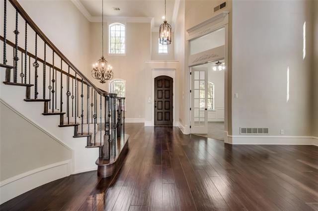 Photo - 1433 Montgomery Ln