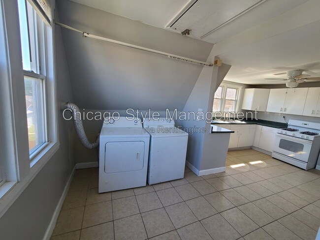 Photo - 6035 S Karlov Ave Unit 2nd Floor