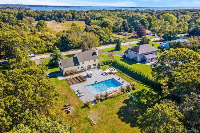 805 Kayleighs Ct