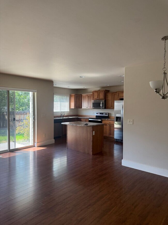 Photo - 1857 Buckrake Ave Unidad 1