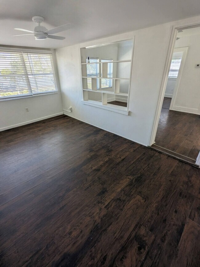 Photo - 209 10th St Unit 2