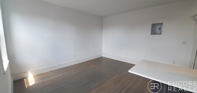 Photo - 11 Queensberry St Unidad 37