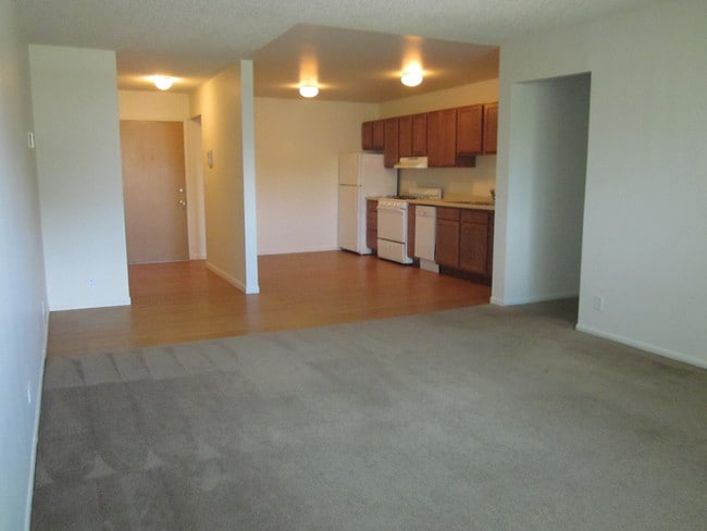 Fairhaven Village Apartments