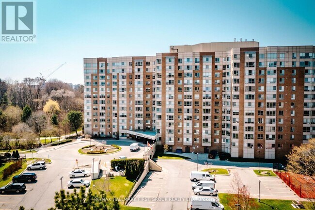 Photo - 1485 Lakeshore Rd E Unit 1012