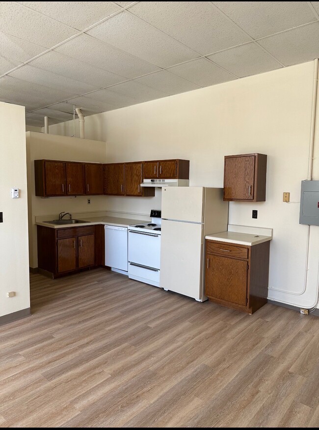 181 Main St Unit 112