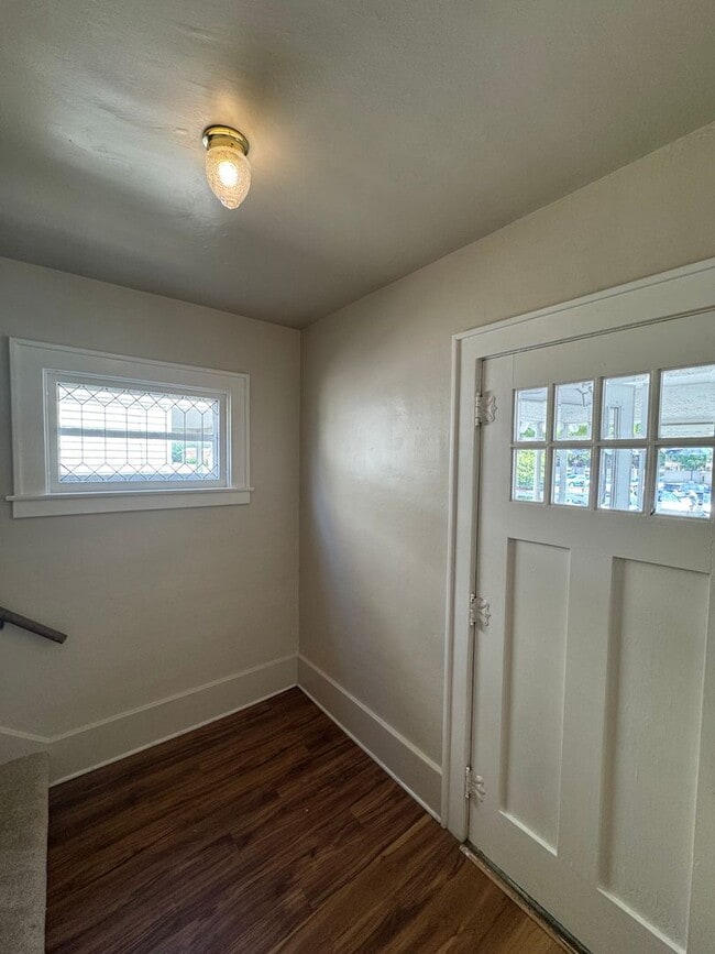 Photo - 200 S West St Unit D098-2 - S West 200 - 2 Upper