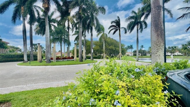 Photo - 1094 Redwood St